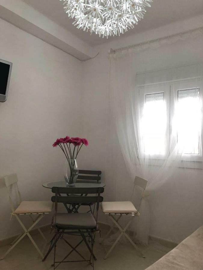 Conil Apartamentos La Dama Y El Vagabundo Conil De La Frontera Exterior foto